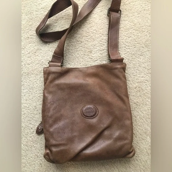 Roots tribe leather bag - Picture 2 of 8